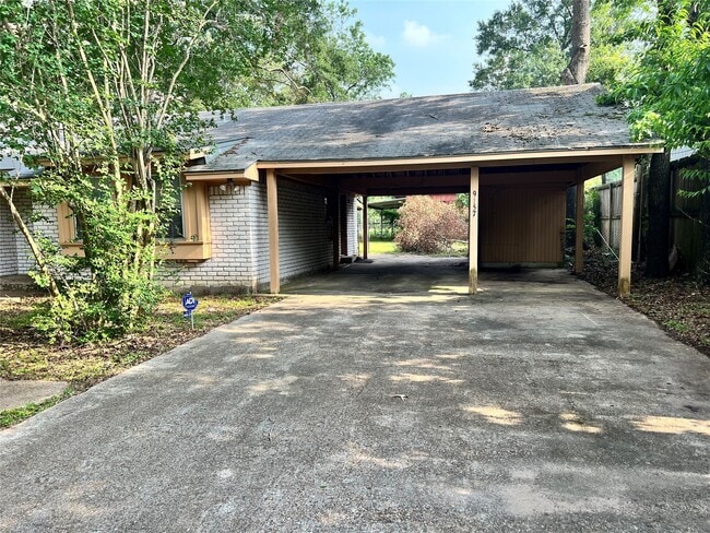 9157 White Oak Dr in Conroe, TX - Building Photo - Building Photo