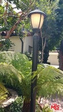 10840 Lindbrook Dr in Los Angeles, CA - Building Photo - Building Photo