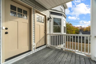 1285 Townsend Ave in New Haven, CT - Building Photo - Building Photo