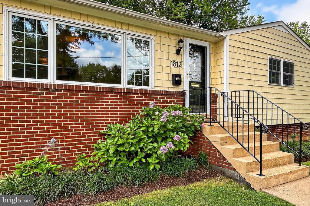 1812 Olney Rd in Falls Church, VA - Building Photo