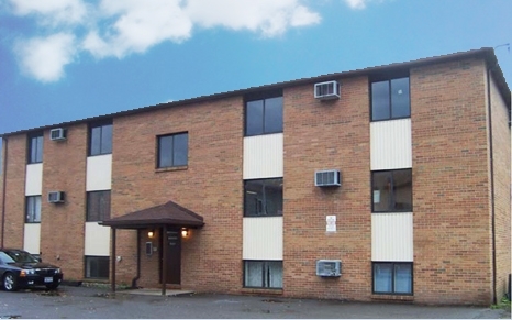 Avenue Court Apartments in Niagara Falls, NY - Building Photo