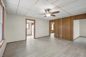 521 Main St E in Sleepy Eye, MN - Building Photo - Building Photo