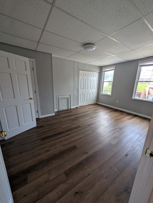 property at 2224 Arlington Ave