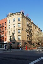 100 W 78th St in New York, NY - Building Photo