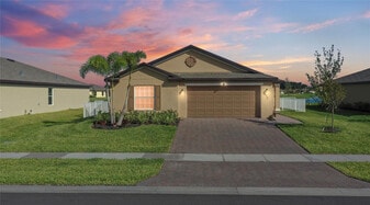 973 Bent Creek Dr in Fort Pierce, FL - Building Photo