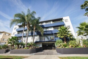 11645 Gorham Ave in Los Angeles, CA - Building Photo