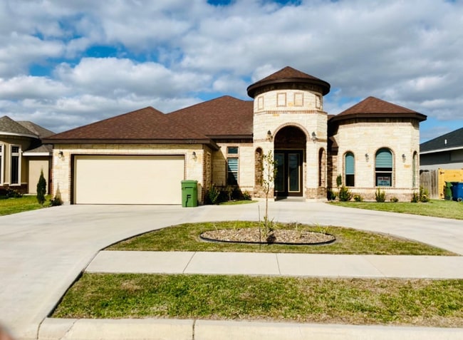 property at 3873 Tolosa St