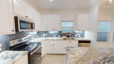 1317 E Cannon St in Fort Worth, TX - Building Photo - Building Photo