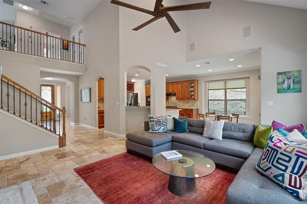 6906 Covered Bridge Dr in Austin, TX - Building Photo