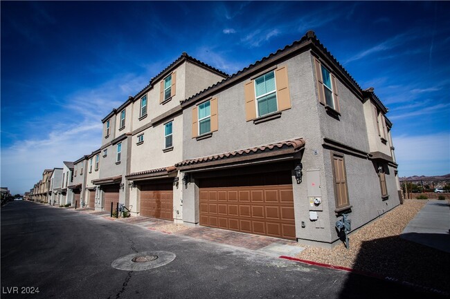 538 Ylang Pl in Henderson, NV - Building Photo - Building Photo