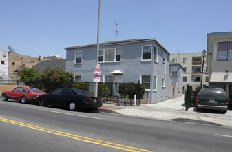 216 N Normandie Ave in Los Angeles, CA - Building Photo - Building Photo