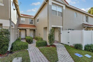 5467 SW 125th Terrace in Miramar, FL - Building Photo
