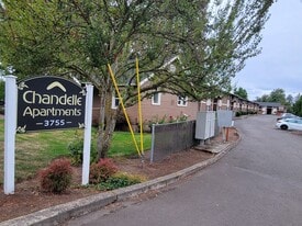 Chandelle Apartments in Salem, OR - Building Photo