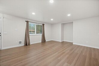 1425 Foxfire Dr SE in Olympia, WA - Building Photo - Building Photo