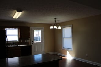 37 Ryan Loop in Phenix City, AL - Foto de edificio - Building Photo