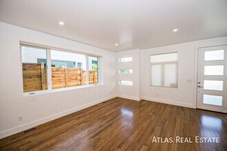 2156 S Sherman St in Denver, CO - Building Photo - Building Photo