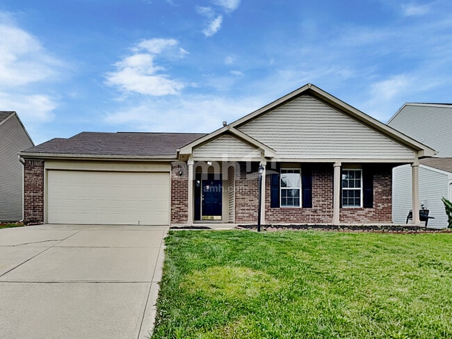 property at 7864 Fox Glen Dr