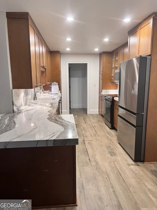 3530 Piedmont Rd NE in Atlanta, GA - Building Photo - Building Photo