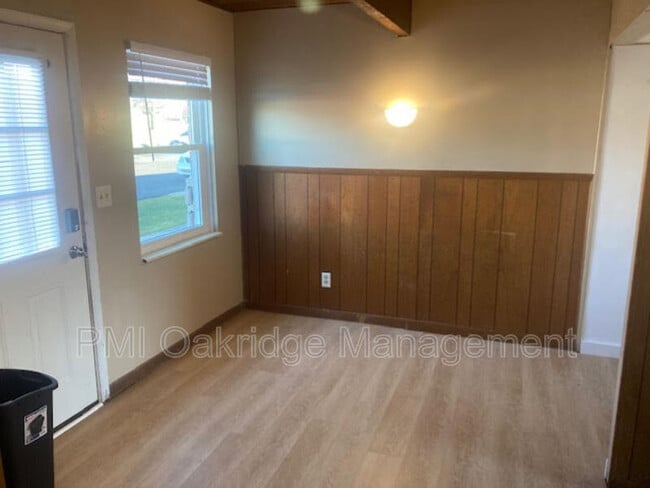 1527 Spruce Ave in Sidney, OH - Building Photo - Building Photo