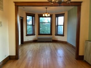 2046 W Cortez St, Unit 3rd Floor in Chicago, IL - Building Photo - Building Photo