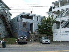 78 South St in Biddeford, ME - Building Photo - Building Photo