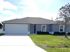 2271 SE Maize St in Port St. Lucie, FL - Building Photo