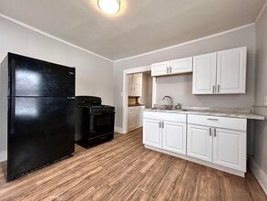 2513 Sanford St in Muskegon Heights, MI - Building Photo - Building Photo