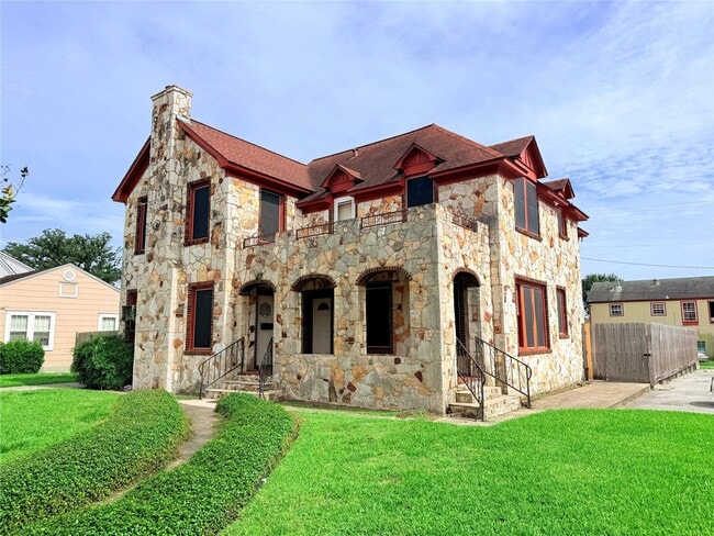 property at 3417 Wisconsin St