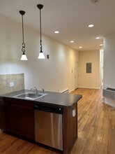 942 Willow Ave in Hoboken, NJ - Building Photo - Building Photo
