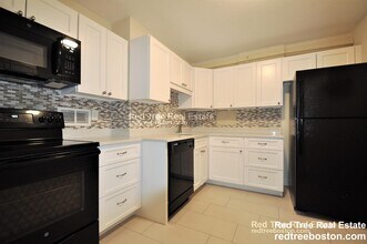 101 Monmouth St in Brookline, MA - Building Photo - Building Photo