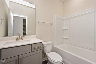 937 Avonmore Dr in Wendell, NC - Foto de edificio - Building Photo