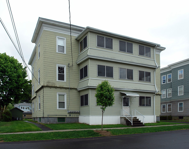 19 Ellen St in Chicopee, MA - Building Photo - Building Photo