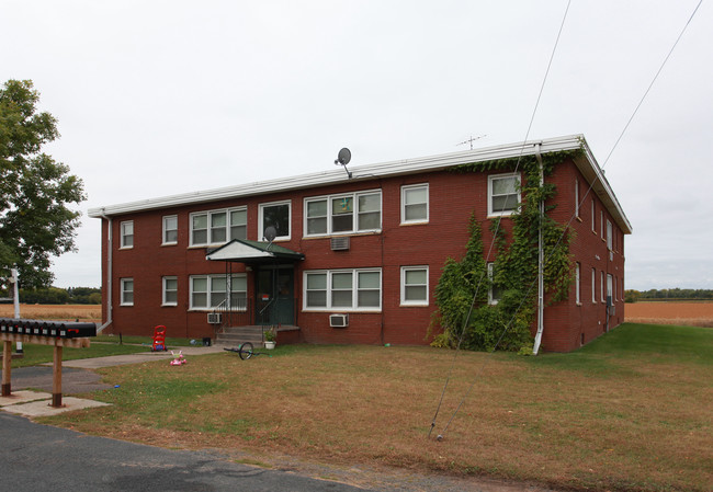 379 Peterson Dr in Dresser, WI - Building Photo - Building Photo