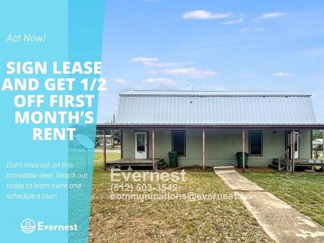 property at 801 W Navarro St