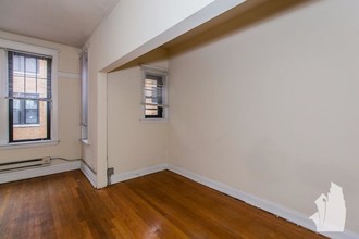 719 W Barry Ave in Chicago, IL - Building Photo - Building Photo