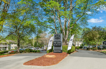 The Cove Apartment Homes in Gastonia, NC - Building Photo - Building Photo