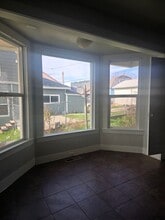 69 Pine St in Klamath Falls, OR - Building Photo - Building Photo