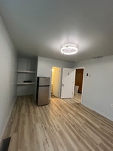 101 E Main St in Odon, IN - Foto de edificio - Building Photo