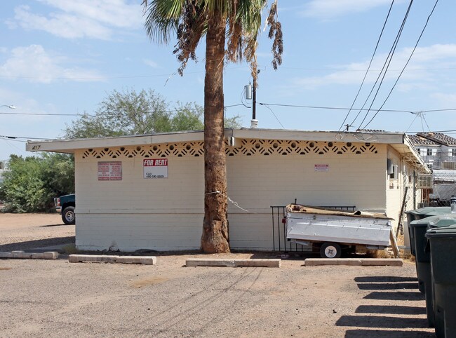 417 N 32nd Pl in Phoenix, AZ - Building Photo - Building Photo