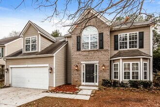 5112 Kiev Dr in Charlotte, NC - Foto de edificio - Building Photo