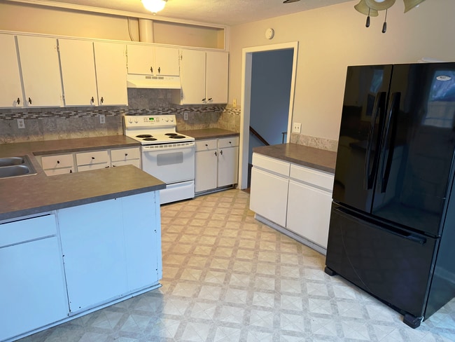 8118 Valley Rd in La Vista, NE - Building Photo - Building Photo