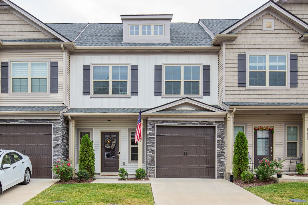9031 Brixworth Ct in Mount Juliet, TN - Building Photo