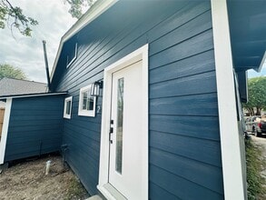 4018 Gano St in Houston, TX - Building Photo - Building Photo