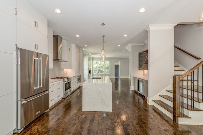 property at 3561 Blair Cir NE