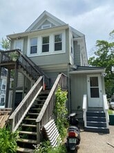 24 Mt Vernon St in Dover, NH - Building Photo - Building Photo