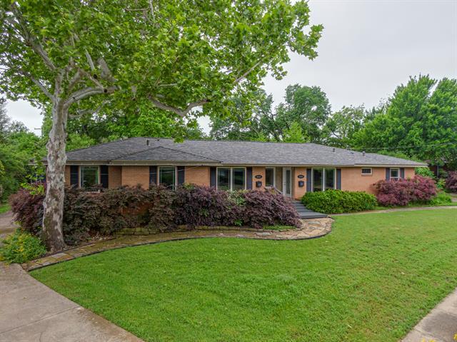 9528 Ash Creek Dr in Dallas, TX - Building Photo - Building Photo