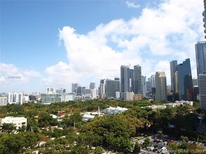 1901 Brickell Ave-Unit -B1714 in Miami, FL - Building Photo - Building Photo
