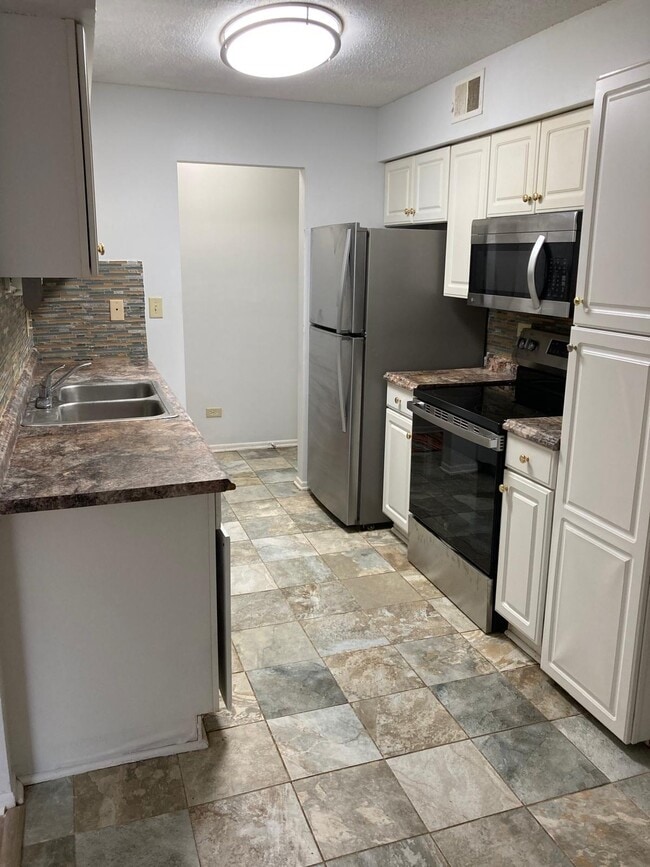 property at 929 Buccaneer Dr