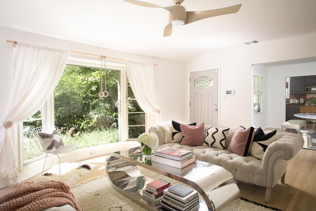 2230 Fink St in Los Angeles, CA - Building Photo - Building Photo