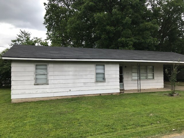 212 N Beech Ave in Spiro, OK - Building Photo - Building Photo